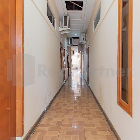 Wisma Alamanda Near Terminal Cicaheum Redpartner Бандунг Экстерьер фото